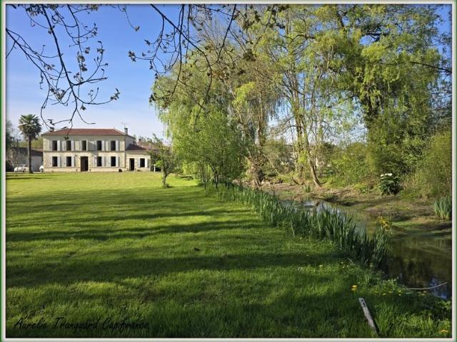 Maison vente à Saint-Jean-d'Angély, Saint-jean-d'angély