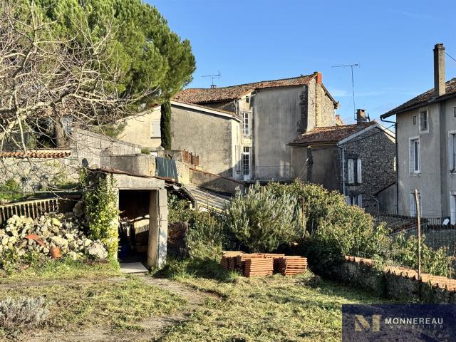 Maison vente à Cognac, Barbezieux-saint-hilaire