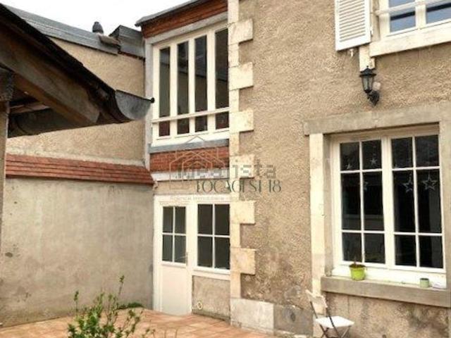 Maison location à Centre-Ville, Bourges