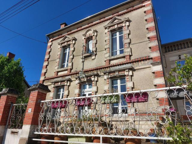 Maison vente à Bourges, Cher