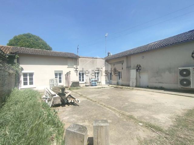Maison vente à Le Temple, Braye-sous-Faye