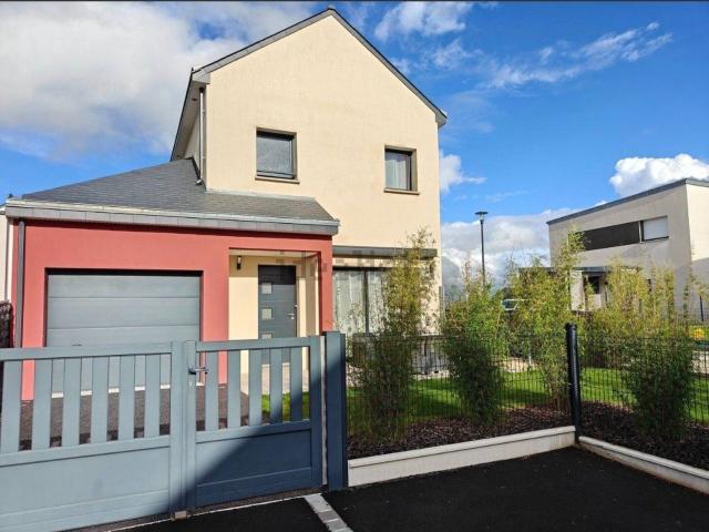 Maison vente à La Mainguère, Brécé