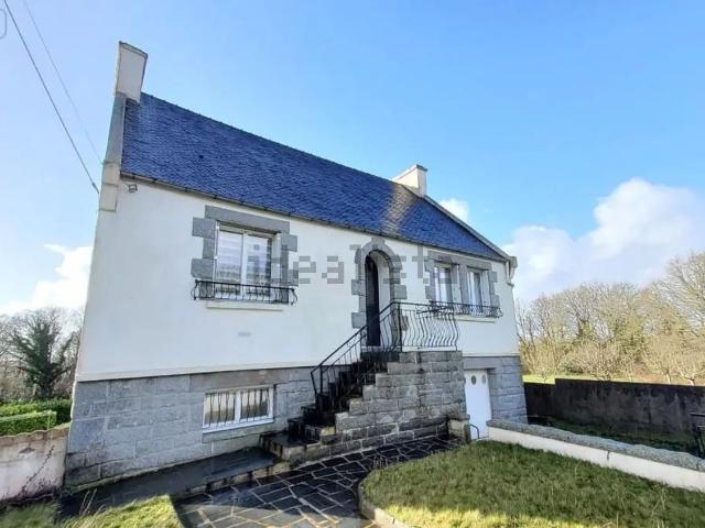 Maison vente à Bellevue, Brennilis