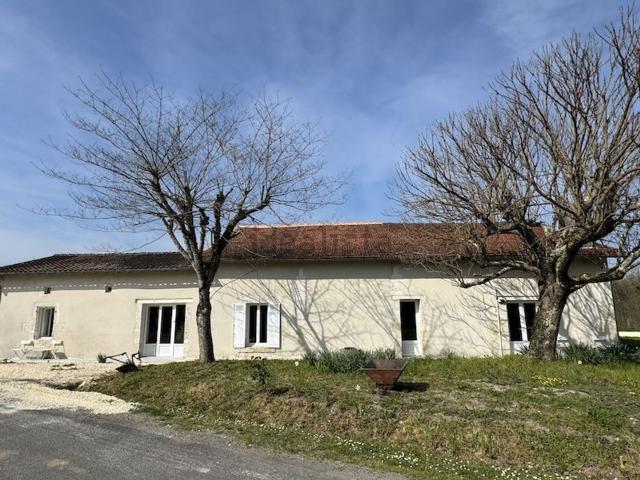Maison vente à Chez Prévost, Brie-sous-Chalais