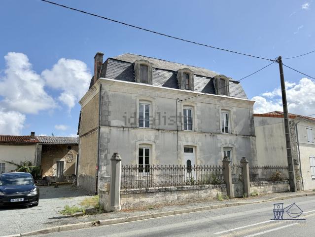 Maison vente à La Chicane, Brie-sous-Mortagne