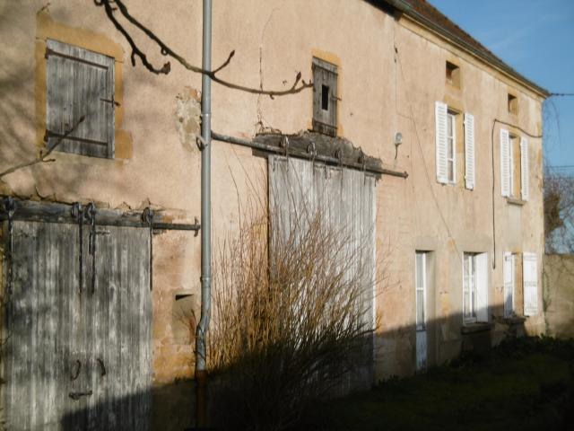 Maison vente à Charolles, Saint-christophe-en-brionnais