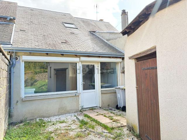 Maison vente à L'Aiguille, Brou