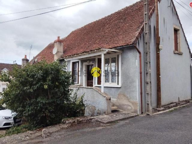 Maison vente à Le Bourg, Bruère-Allichamps