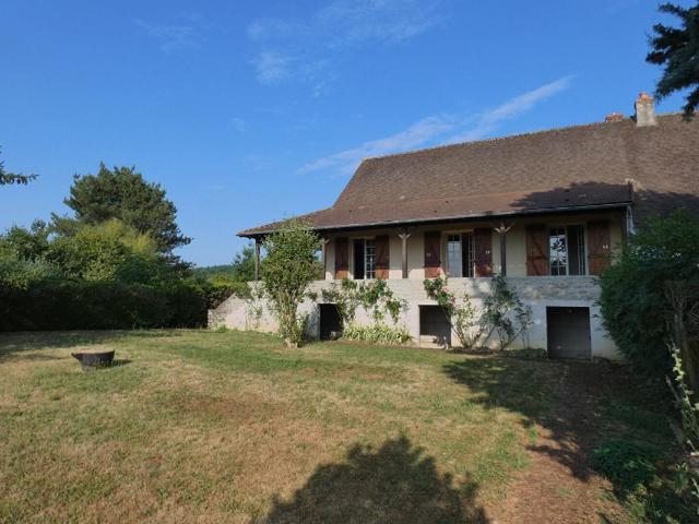 Maison vente à Mâcon, Burzy