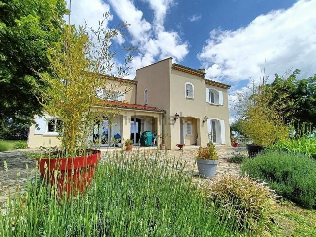 Maison vente à Bussières-et-Pruns, Puy-de-Dôme