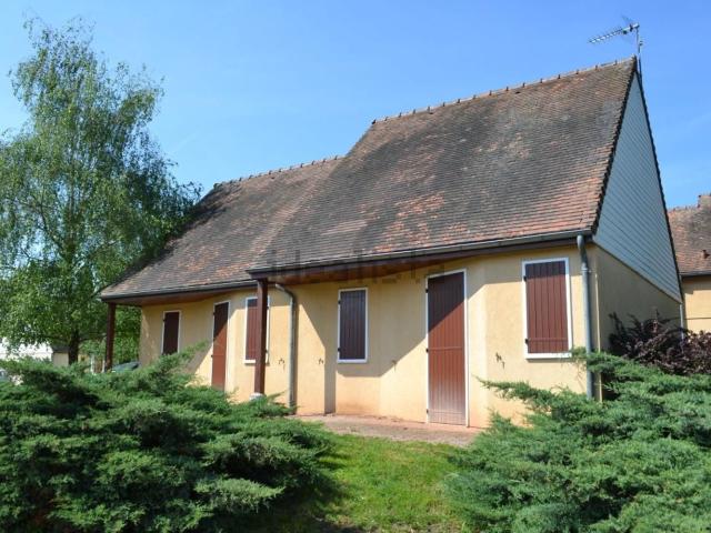 Maison location à La Font Perret, Buxières-les-Mines