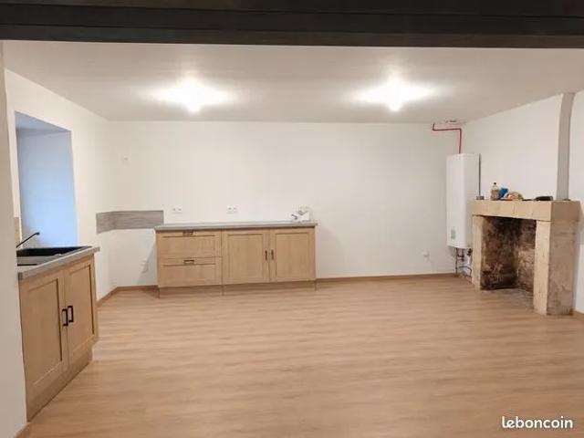 Maison location à Le Guédeniau, Baugé-en-Anjou