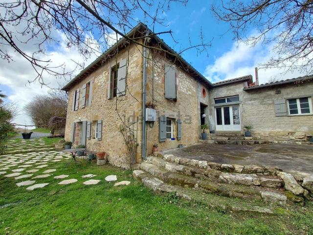 Maison vente à Castelnau-Barbarens, Gers