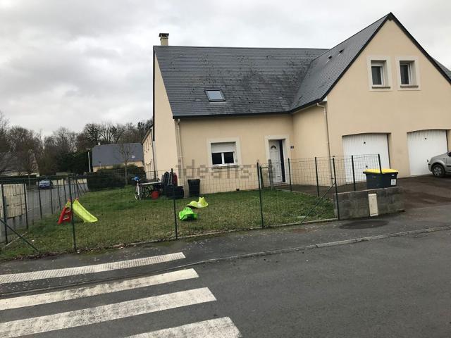 Maison location à Le Grand Clos, Castine-en-Plaine