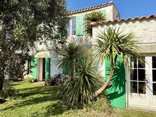 Maison vente à La Rochelle, Loix