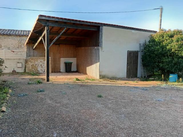 Maison vente à Montmorillon, Couhé
