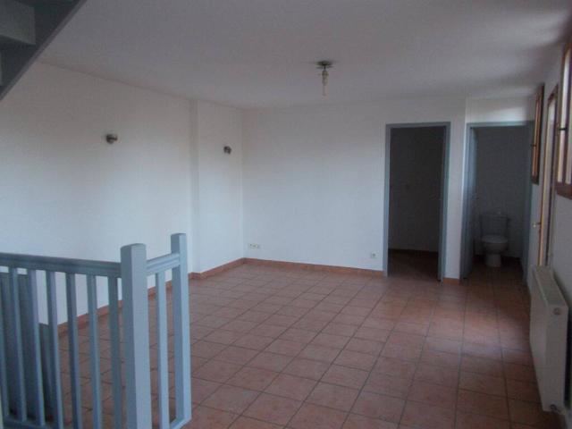 Maison location à Centre Ville, Compiègne
