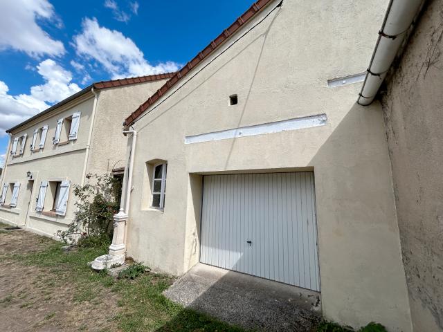 Maison vente à Montluçon, Commentry