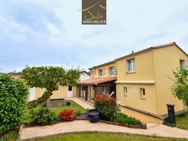 Maison vente à Domaine de la Roche, Cerizay
