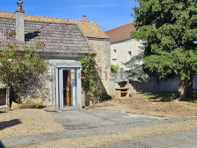 Maison vente à Zone Artisanale des Grouettes, Cerny