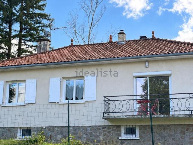 Maison vente à Saint-Pierre, Chabanais