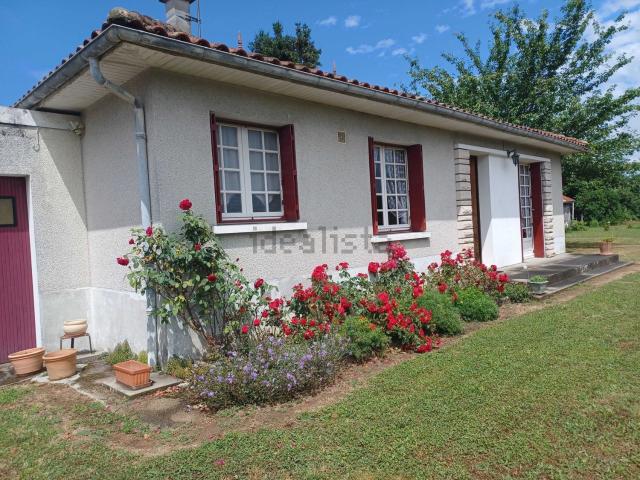 Maison vente à Groslaud, Chabanais