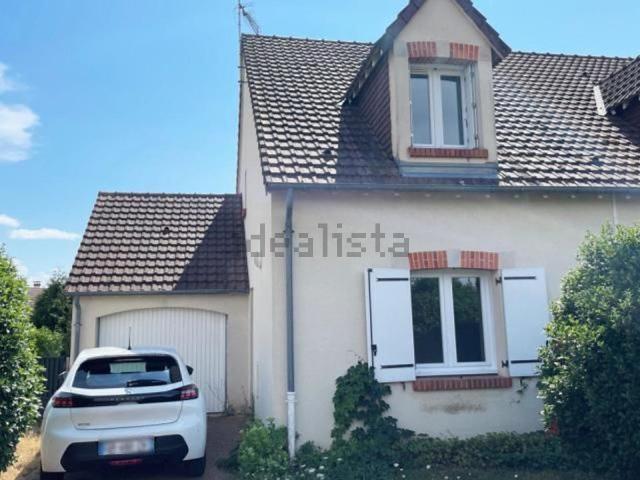 Maison vente à Le Grand Clos, Chailles