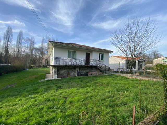 Maison vente à Saint-Christophe-de-Chalais, Chalais