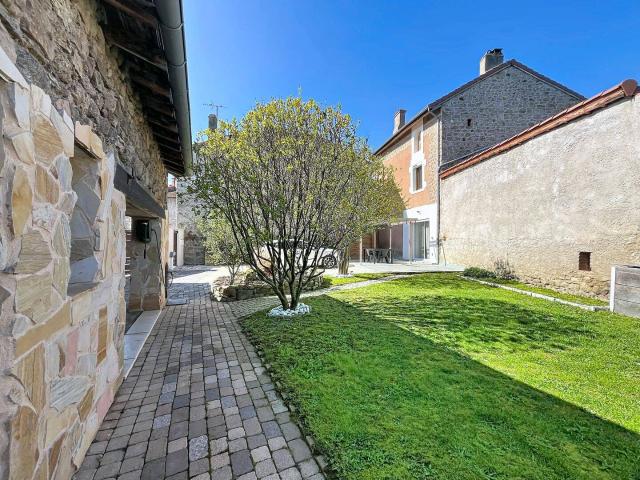 Maison location à Margerie-Chantagret, Loire