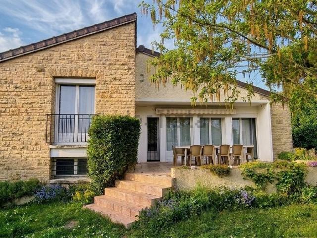 Maison vente à Les Champignots, Champagne-sur-Seine