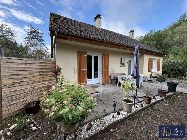 Maison vente à Champs-sur-Tarentaine, Champs-sur-Tarentaine-Marchal