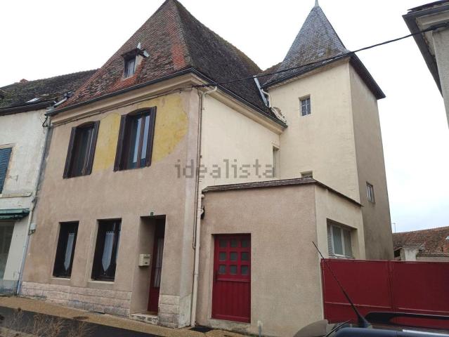 Maison vente à Chantelle, Allier