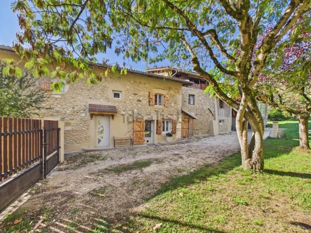 Maison vente à Chevalière, Chantesse