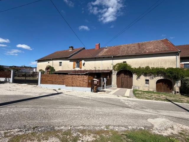 Maison vente à Pellier, Charcier