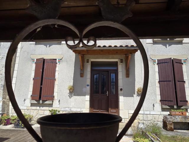 Maison vente à Jonzac, Saint-fort-sur-gironde