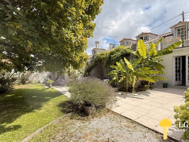 Maison vente à Saintes, Semussac