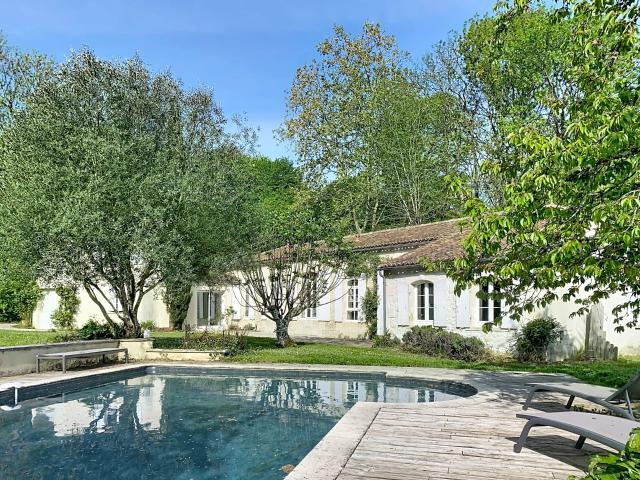 Maison vente à Saintes, Chaniers