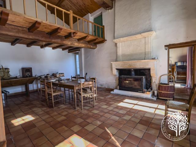 Maison vente à Saint-Jean-d'Angély, Les Nouillers