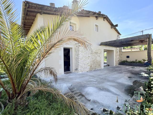 Maison vente à Saintes, Ecoyeux