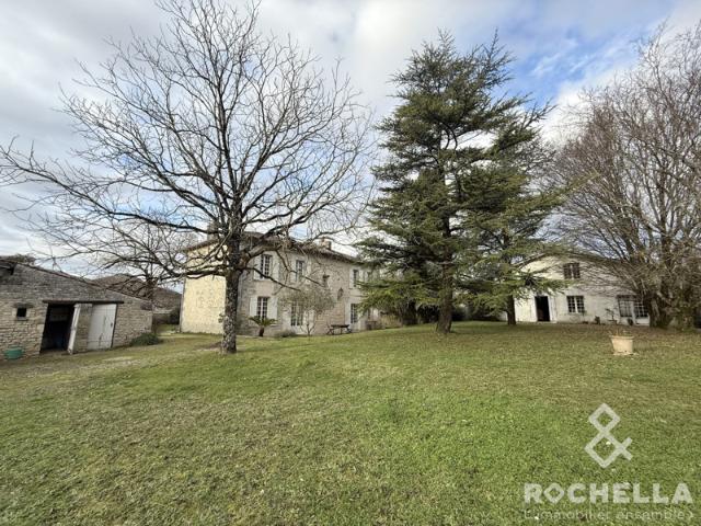 Maison vente à Saint-Jean-d'Angély, Poursay-garnaud