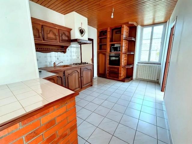Maison vente à Saintes, Saint-sulpice-d'arnoult