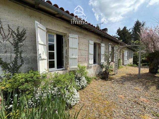 Maison vente à Angoulême, Charmant