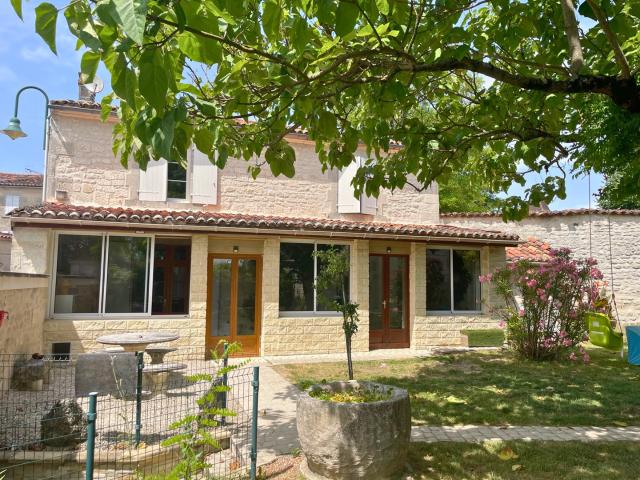 Maison vente à Cognac, Merpins