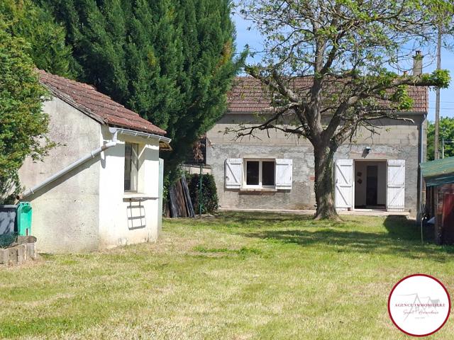 Maison vente à Saint-Amand-Montrond, Charenton-du-cher