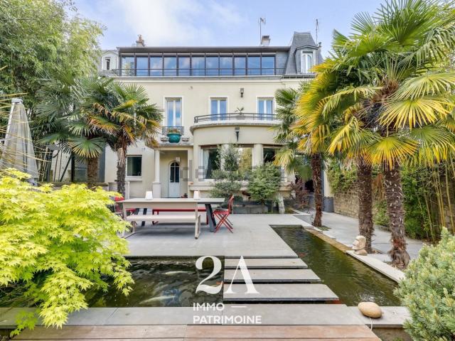 Maison vente à Le bourg du Pont, Charenton-le-Pont