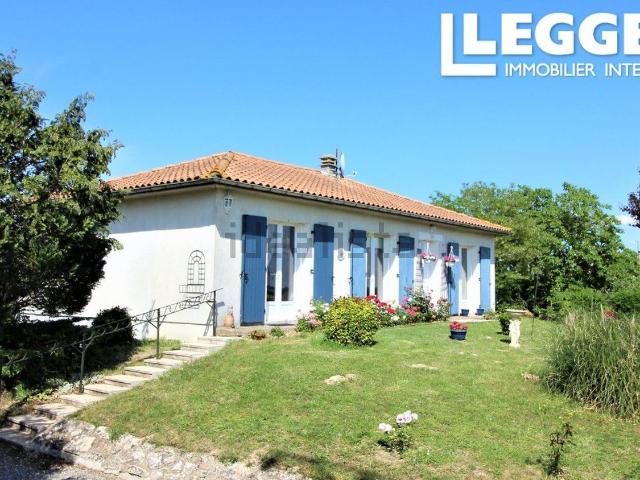 Maison vente à Charmé, Charente
