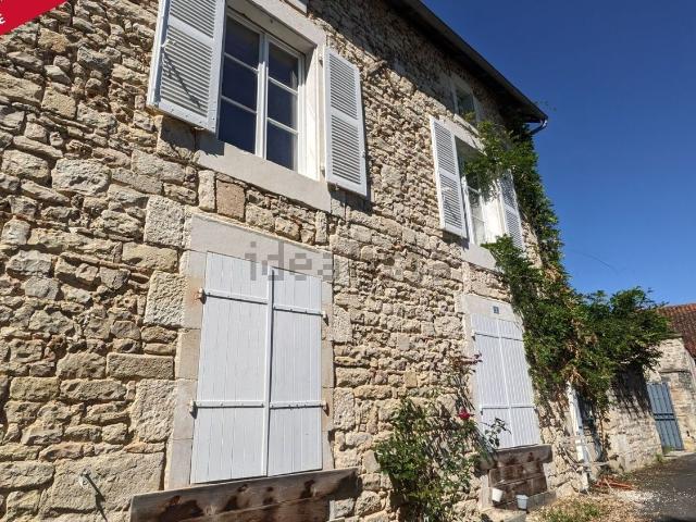 Maison vente à Charroux, Vienne