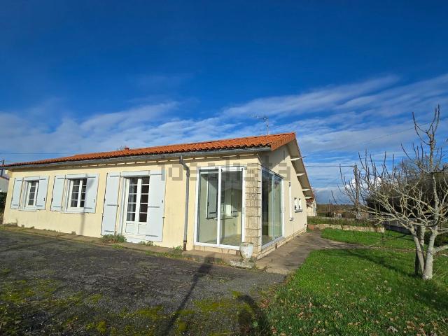 Maison vente à Cité Émile Rivier, Charroux