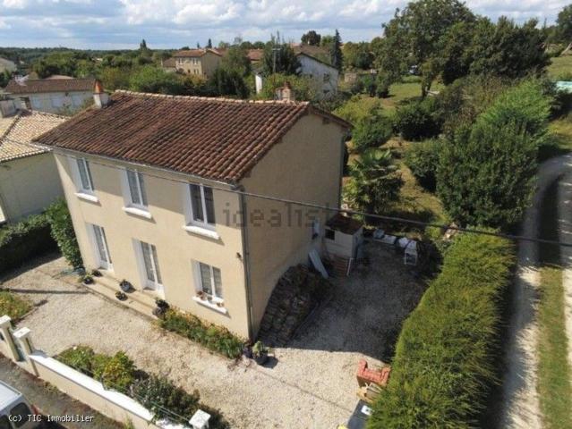 Maison vente à Charroux, Vienne
