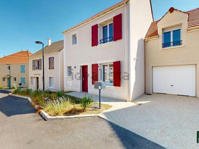 Maison vente à Zone d'activités Chartres Est Secteur Edmond Poillot, Chartres